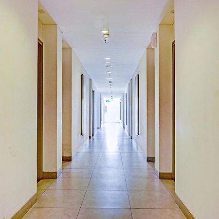 Townhouse Oak Jp Hotel Jakarta Extérieur photo