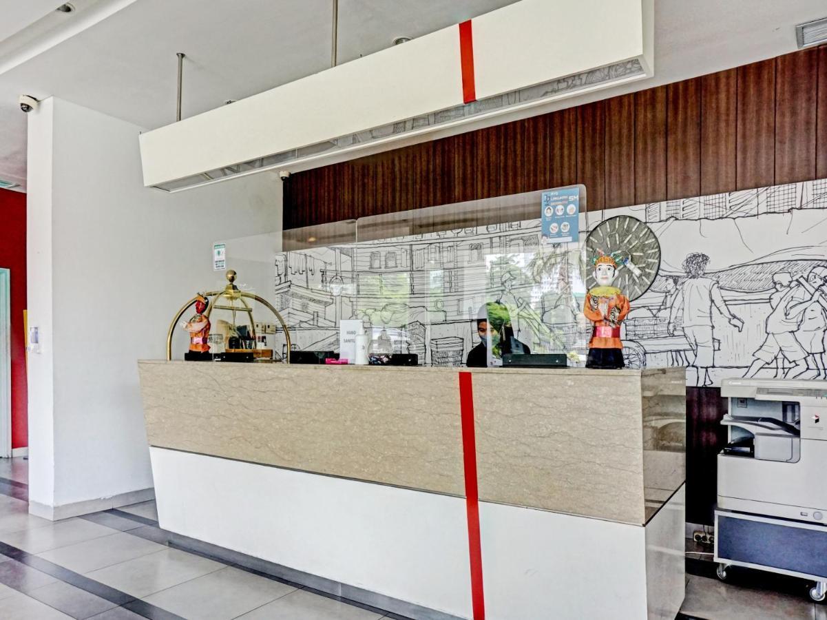 Townhouse Oak Jp Hotel Jakarta Extérieur photo