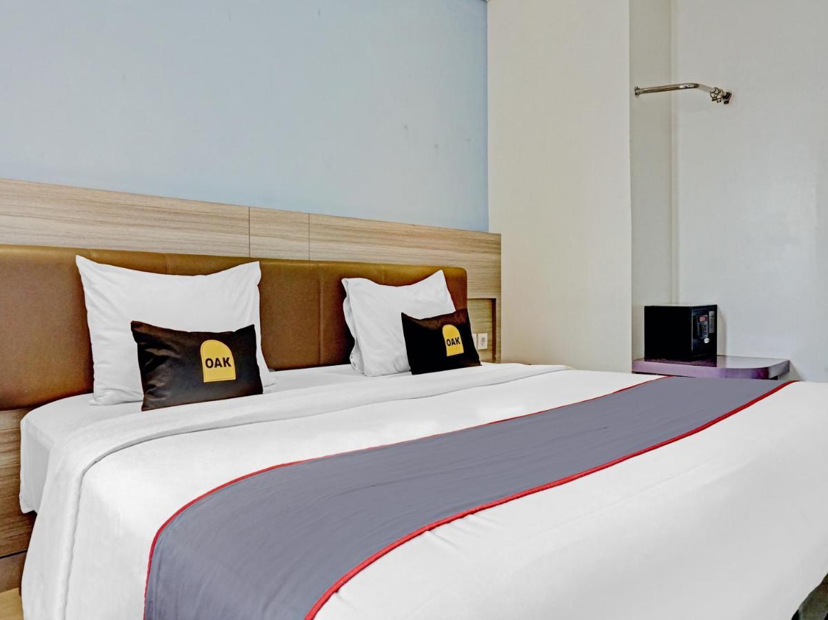 Townhouse Oak Jp Hotel Jakarta Extérieur photo