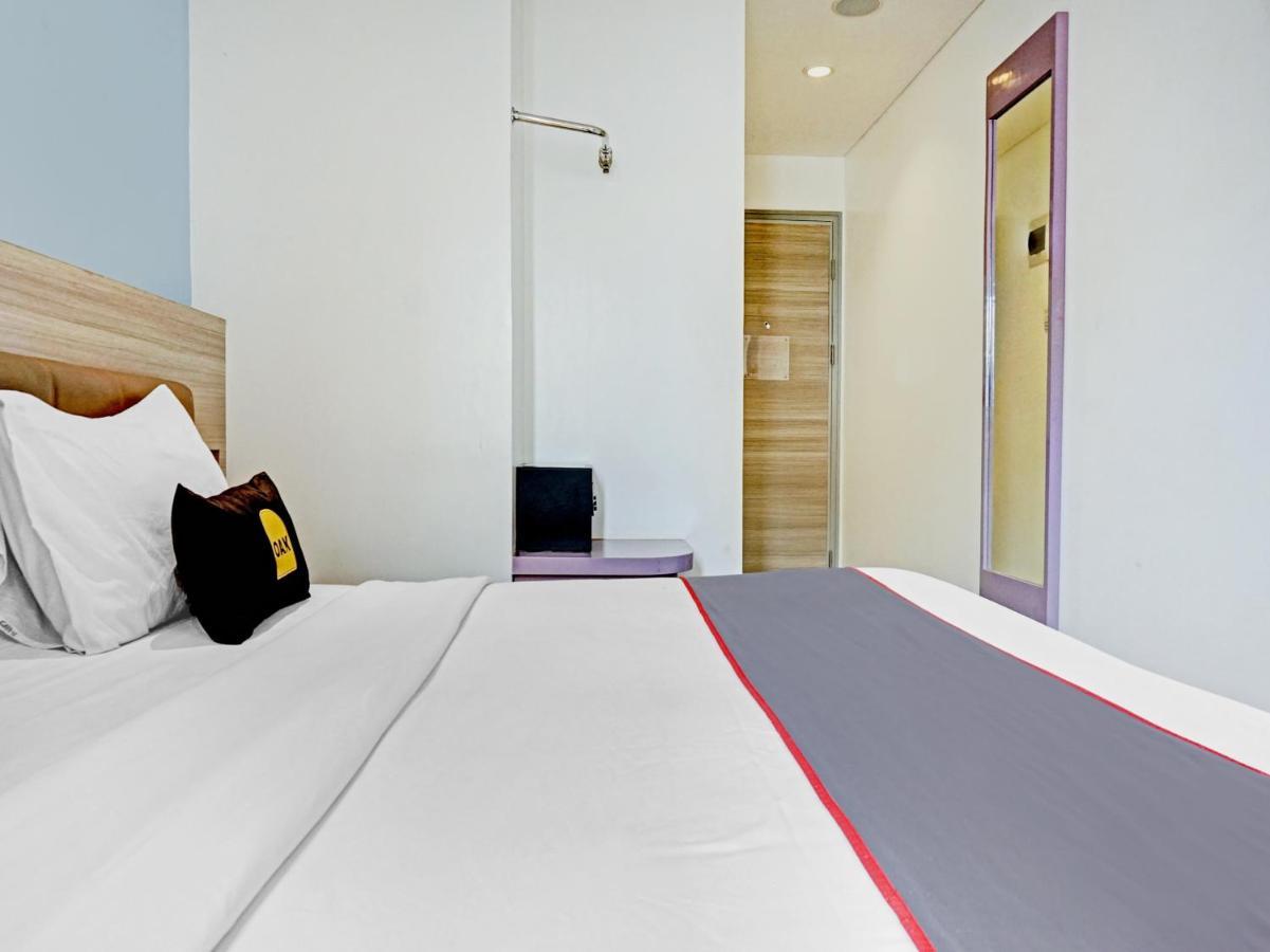 Townhouse Oak Jp Hotel Jakarta Extérieur photo